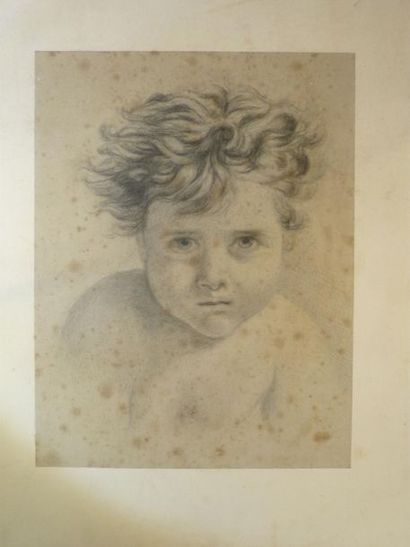 null Ecole française du XIXème siècle, Portrait d'enfant, fusain sur papier contrecollé...