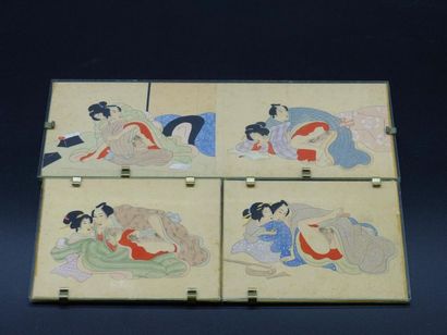 Japon. Suite de 4 peintures sur soie érotique. Japon. Suite de 4 peintures sur soie...