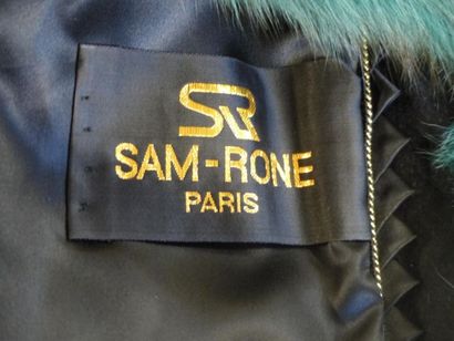 Veste fourrure SAM RONE Veste en fourrure de marque SAM-RONE Paris . Renard ? Chinchilla...