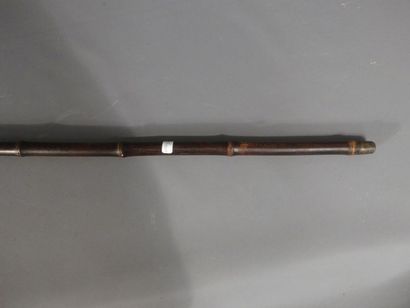 Canne poignard Canne poignard à coprs en forme de bambou. Longueur : 90 cm 