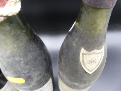 null Lot de 3 bouteilles comprenant 1 bouteille de GEVREY CHAMBERTIN Domaine Michel...