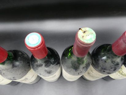 null Lot de 6 bouteilles comprenant 2 bouteilles de CHATEAU HAUT D'ALLARD côtes de...