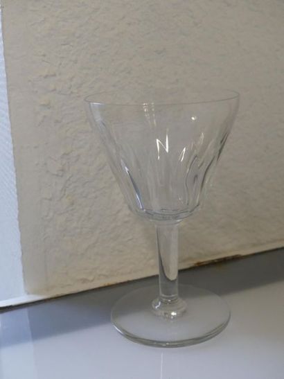 BACCARAT modèle Cote d'Azur BACCARAT modèle Cote d'Azur comprenant 13 verres à porto,...