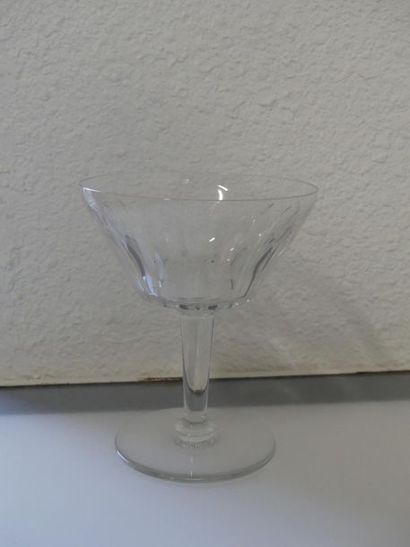 BACCARAT modèle Cote d'Azur BACCARAT modèle Cote d'Azur comprenant 13 verres à porto,...