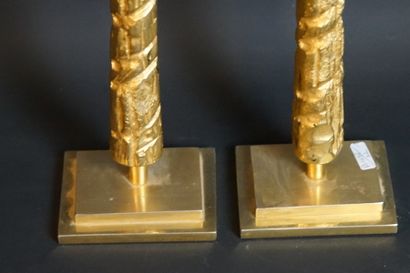 Phillipe CHEVERNY Dents de NARVAL. Paire de sculptures en bronze doré Phillipe CHEVERNY...
