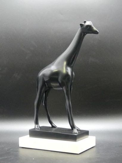 D'après François POMPON. Grande girafe D'après François POMPON (1855-1933), Grande...