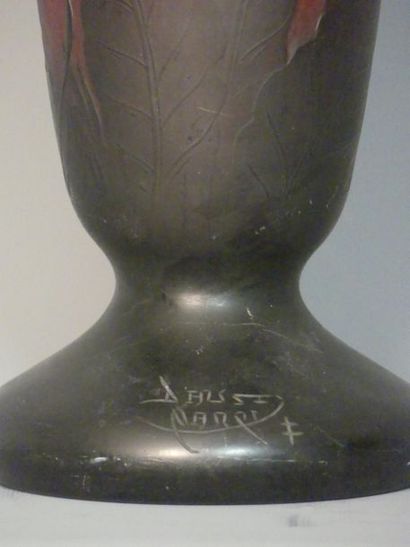 DAUM NANCY. Important vase étiré en verre multicouche DAUM NANCY. Important vase...