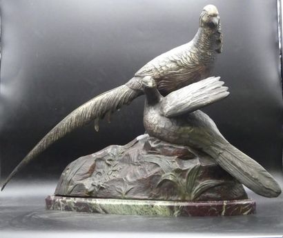 Georges LAVROFF Georges LAVROFF (1895-1991) Couple de faisans, Bronze à deux patines,...