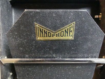 INNOPHONE INNOPHONE. Tourne disque. Dimensions : 16 x 29 x 42 cm 