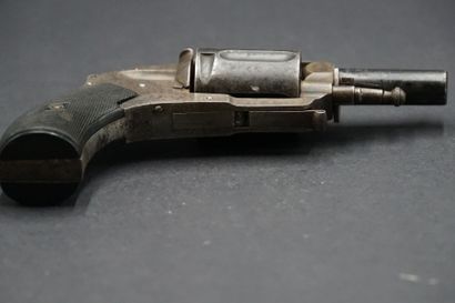 Revolver British Bulldog calibre 8 mm modèle 1892, Revolver British Bulldog calibre...