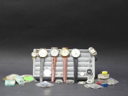 Réunion de montres bracelets et pièces détachées. Réunion de montres bracelet et...
