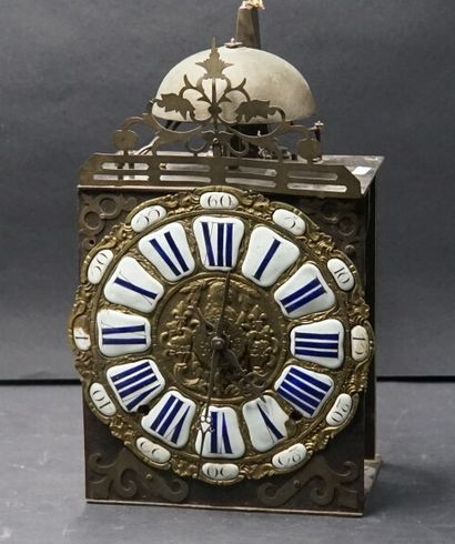 null Mouvement d'horloge à trois timbres. XVIIIème siècle.