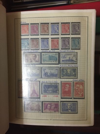 TIMBRES France et Colonies. TIMBRES Collection 10 albums de timbres neufs et oblitérés,...