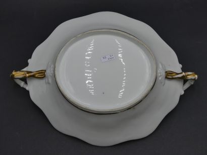 Porcelaine de Paris. Coupes en porcelaine Porcelaine de Paris. Paire de coupes en...