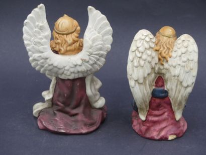 Paire d'angelots en porcelaine peinte Paire d'angelots en porcelaine peinte

Hauteur...