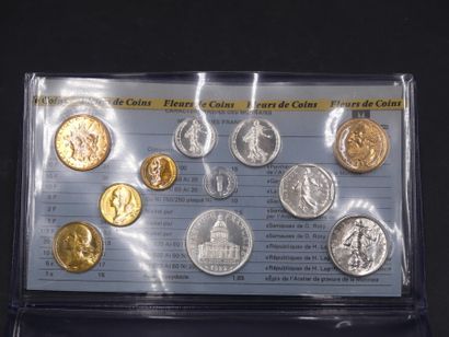 MONNAIE DE PARIS. Coffret "Fleurs de Coins" année 1982 MONNAIE DE PARIS. Coffret...