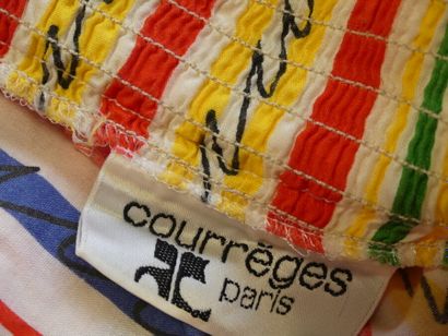 COURREGES PARIS. Jupe droite à motifs colorés . COURREGES PARIS. Jupe droite à motifs...