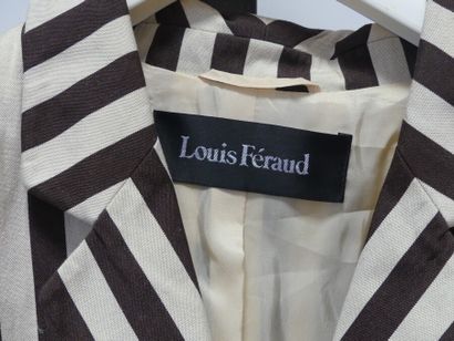 Louis FERAUD Louis FERAUD, veste rayée blanc et brun en coton, taille 42. Ourlet...
