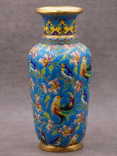 LONGWY, Vase à émaux cloisonnés LONGWY, Vase en céramique à émaux cloisonnés, décor...