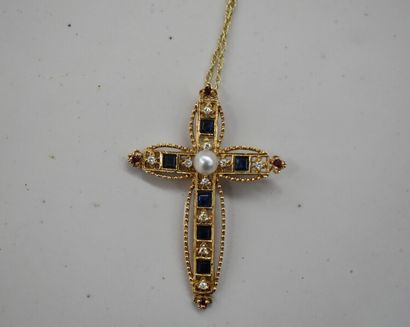 null Collier en or 750, pendentif croix serti d'une perle de culture, six saphir,...