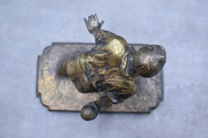 Bouliste Ch. POCHETTINO (XXe siècle), Bouliste, bronze à patine dorée nuancée brune....
