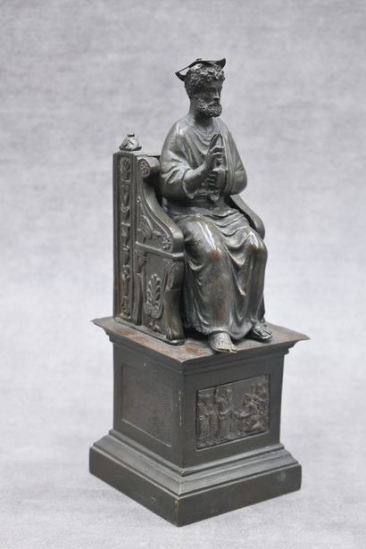 Saint-Pierre Saint-Pierre, bronze patiné. Reproduction miniature de la Statue de...