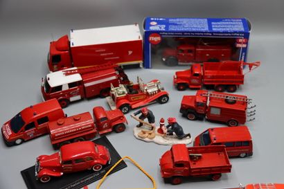 null Collection de jouets de véhicules de pompiers.



Expert : Pierre-Axel LOUO...