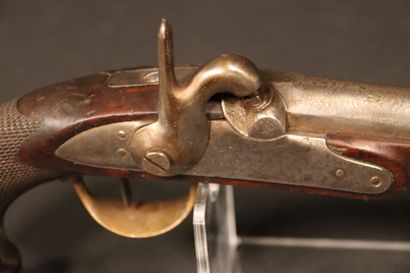 null Pistolet d'officier, modèle 1816-1822.Transformé à percussion. Platine non marquée....