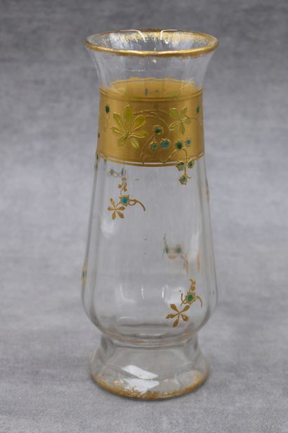 MONTJOYE (dans le goût), Vase en verre MONTJOYE (dans le goût), Vase en verre sur...