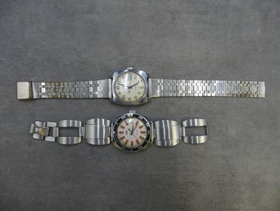 JAZ JAZ. Réunion de deux montres d'homme: montre date antichoc en acier, dimensions...
