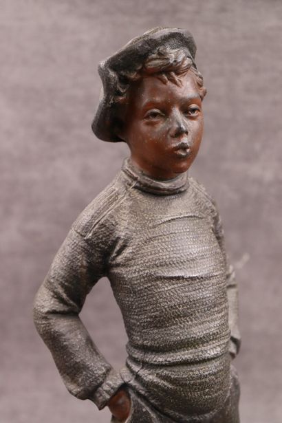 Henri Tremo Henri TREMO, Enfant SIFFLEUR, régule patiné. Hauteur 50 cm.