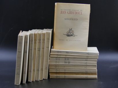 Jean GIRAUDOUX, Le Théâtre Complet. Jean GIRAUDOUX , Le Théâtre Complet en 16 volumes....