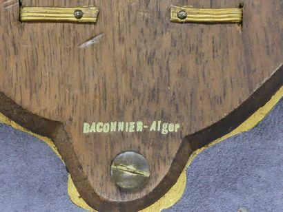 Ovide YENCESSE Ovide YENCESSE (1869-1947), Bénitier en bronze à patine dorée, réceptable...