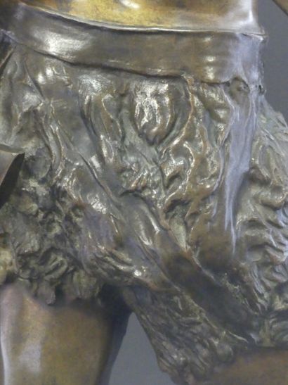 null Émile LAPORTE (1858-1907). VERCINGETORIX. Bronze signé sur la terrasse. Hauteur...