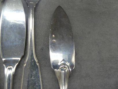 null Couvert pour poisson en argent, 12 forchetes (678 grs, 18 cm), 12 couteaux (852...