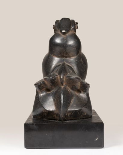 Cocomar Alexandra Lazareff (XX-XXI). Cocomar, métal patiné noir, vers 1880, signé....