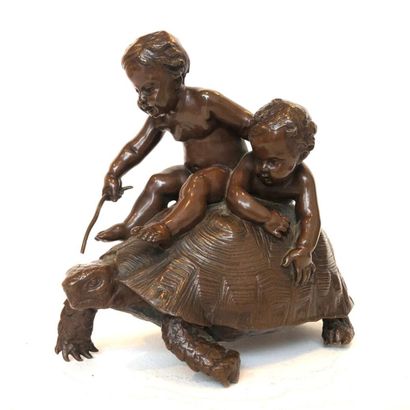 TORTUE Louis Ernest BARRIAS (1841-1905). Enfants jouant sur une tortue géante en...