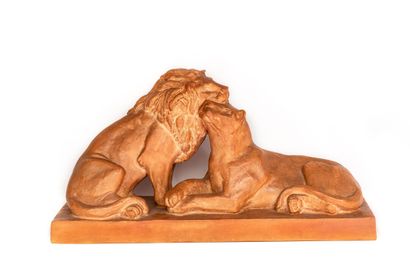 Couple Jean-Jacques PERRIER (XX-XXI). Couple amoureux de lion et lionne en terre...