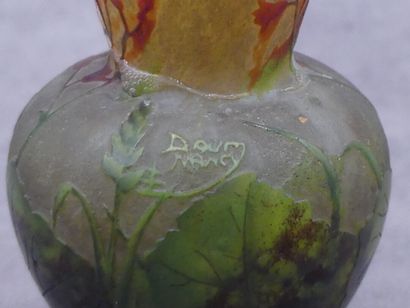 Daum, Vase DAUM Nancy. Petit vase en verre double à panse ovoïde et large col évasé,...