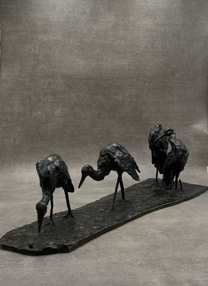 null D'après Rembrandt BUGATTI (1884-1916), Groupe de cigogne, bronze à patine brune,...