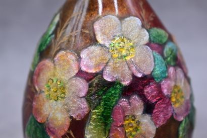 null Camille Fauré (1874-1956), vase en cuivre émaillé à décor de fleurs de pommier...