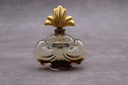 ROGER & GALLET Paris. ROGER & GALLET Paris. Parfum "Souvent femme varie", flacon...