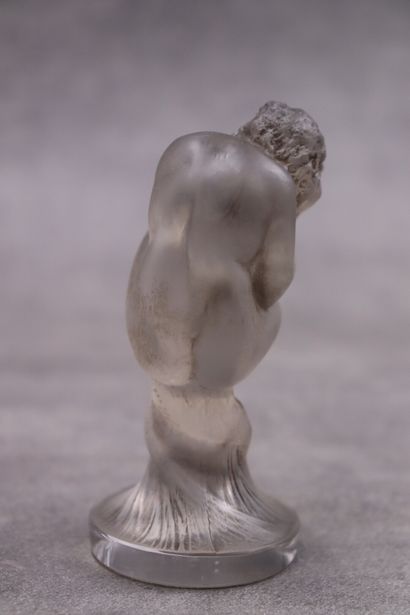 René LALIQUE René LALIQUE France (1860-1945). Modèle Sirène, créé en 1920. Statuette...