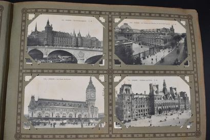 null CARTES POSTALES : Un fort album oblong pour cartes postales illustrées anciennes...