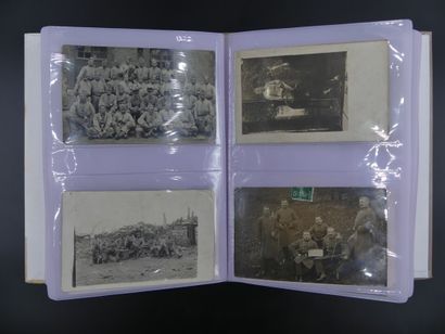 null CARTES POSTALES : Album de 120 cartes militaires (scènes de vie, artillerie,...