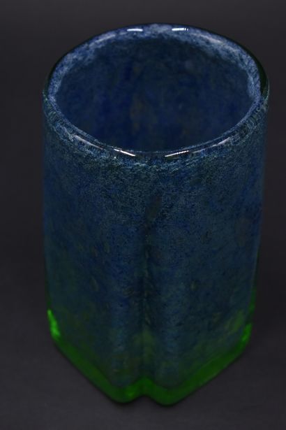 null FRENCH WORK. Vase with quadrangular body and tubular neck in green and blue...