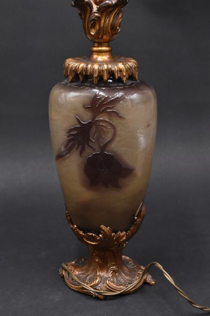 null ETABLISSEMENTS GALLE (1904-1936). Lampe de table à corps ovoïde conique épaule...
