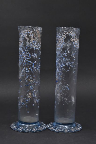 null Emile GALLE (1864-1904). Pair of twisted tubular vases on a polylobed overflowing...