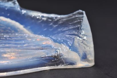 null COST EBELLE "Fish". Pressed opalescent glass knife holder. Signed. Height: 3...
