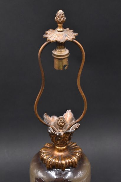 null ETABLISSEMENTS GALLE (1904-1936). Table lamp with ovoid body and shoulder set...
